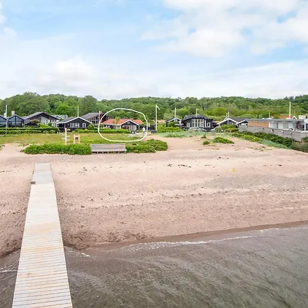 Vakantiehuis In Near Fishing Spot *